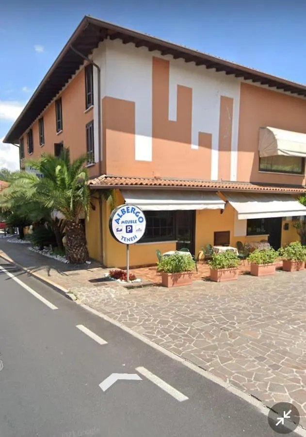 מנרבה דל גארדה Albergo B&B Tenesi מלון