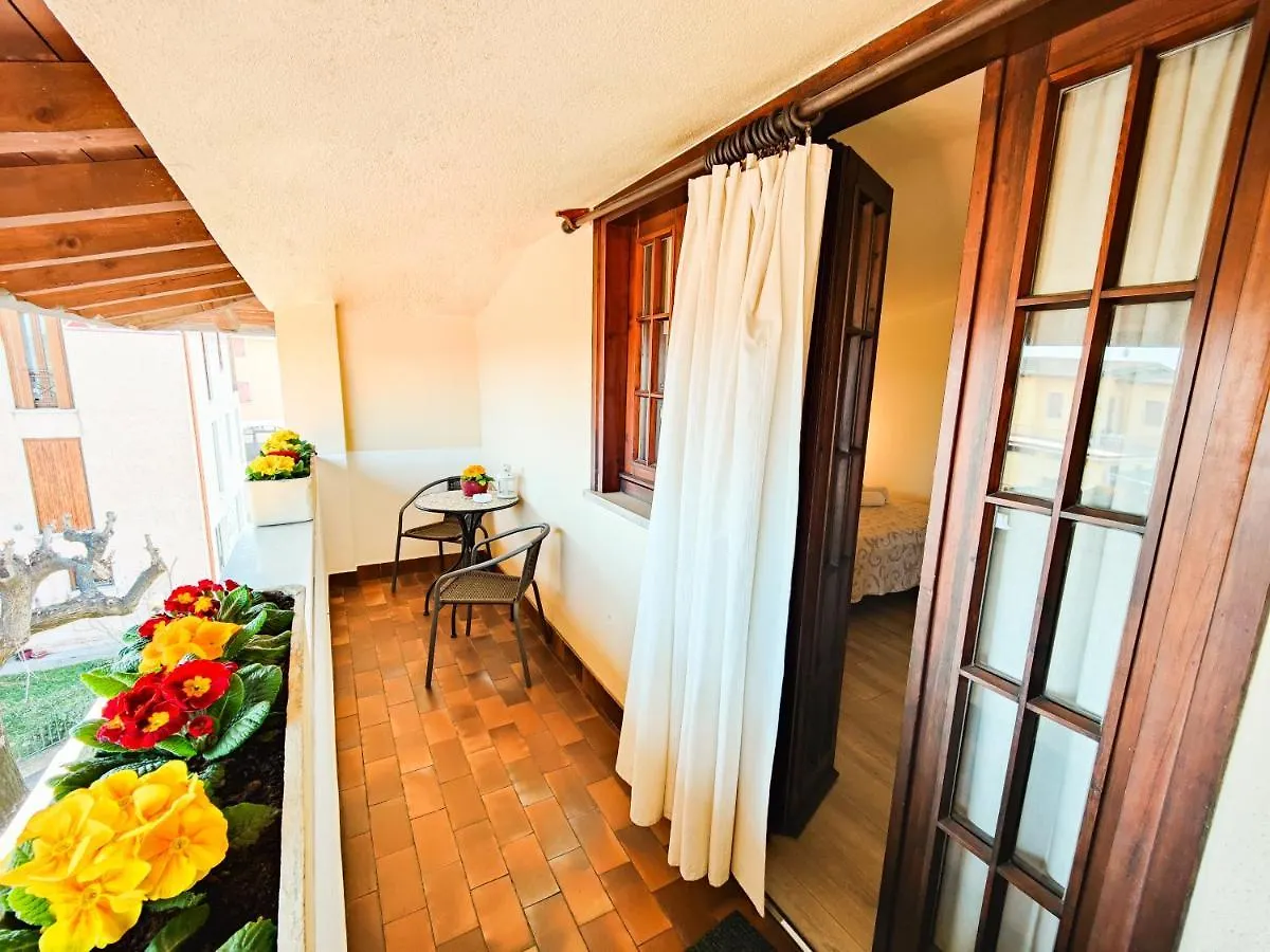 Albergo B&B Tenesi Manerba del Garda Hotel