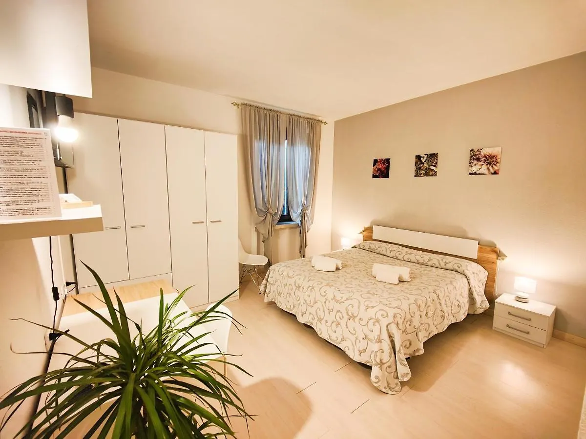 Albergo B&B Tenesi Manerba del Garda Italy