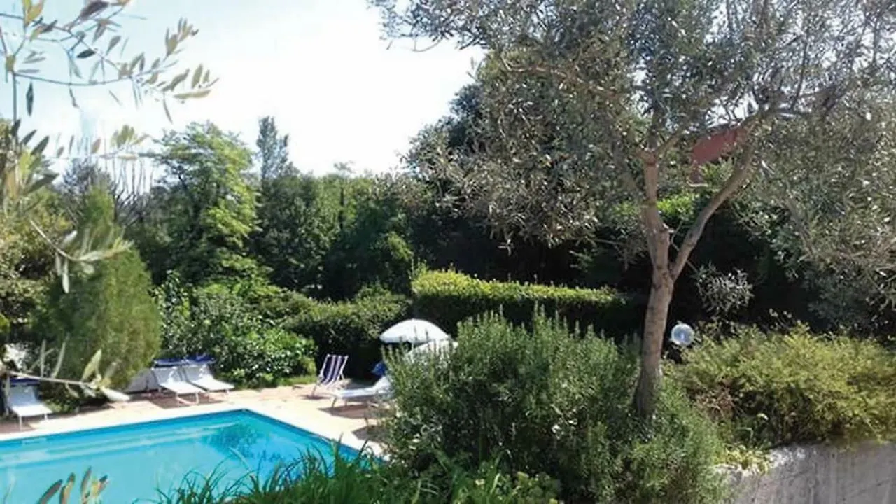 Albergo B&B Tenesi Manerba del Garda